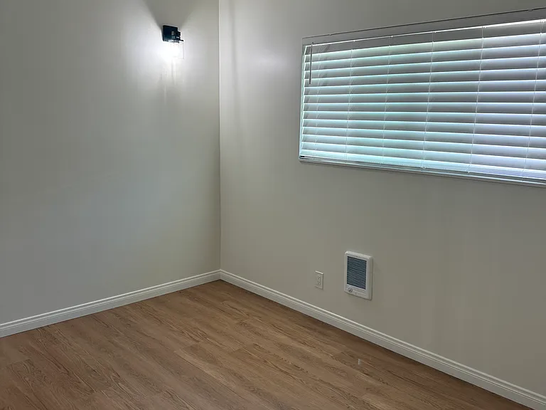 1835 N Vulcan Ave #4 — Photo 25