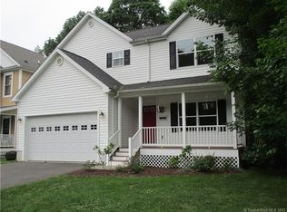3 1/2 Colony Pl, Norwalk, CT 06851