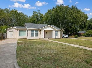 913 Austin St, Arlington, TX 76012