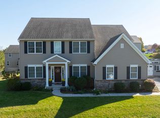 29 Ridge Ave, Glen Rock, PA 17327