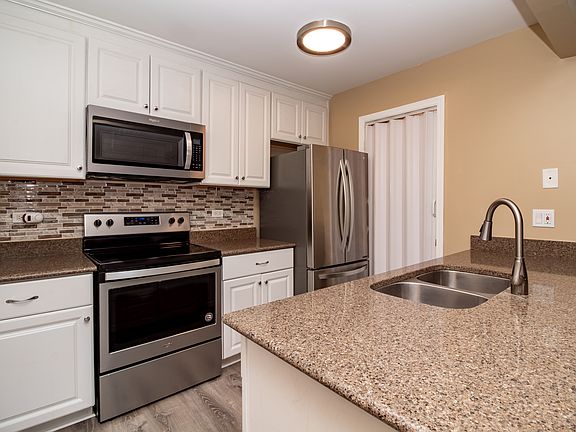 2nd image of 4303 W Shamrock Ln