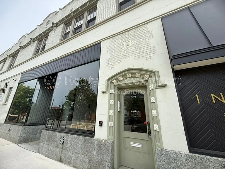 440 N Main St #509 — Photo 1