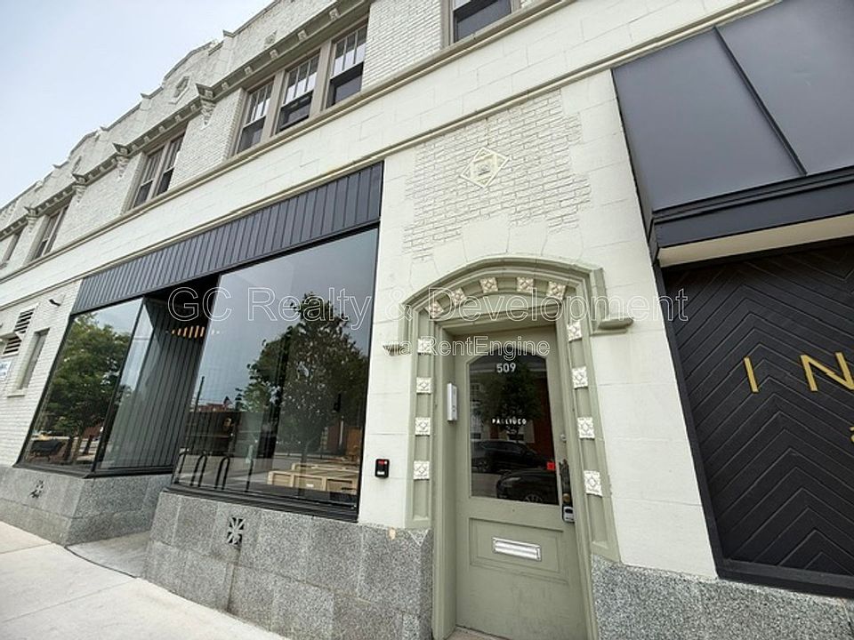 1st image of 440 N Main St #509
