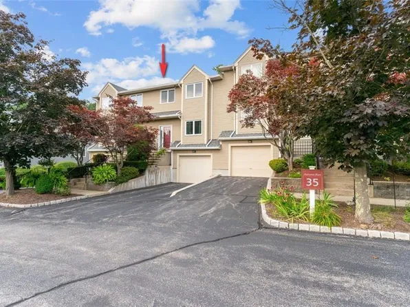 35 Waterview Dr Unit B, Smithfield, RI 02917