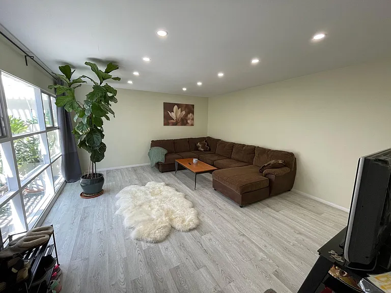 6363 Waterfall Pl — Photo 8