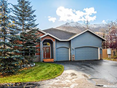 20436 Driftwood Bay Dr, Eagle River, AK, 99577