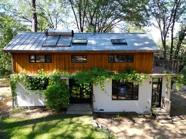 19696 Oak Tree Rd, Nevada City, CA 95959