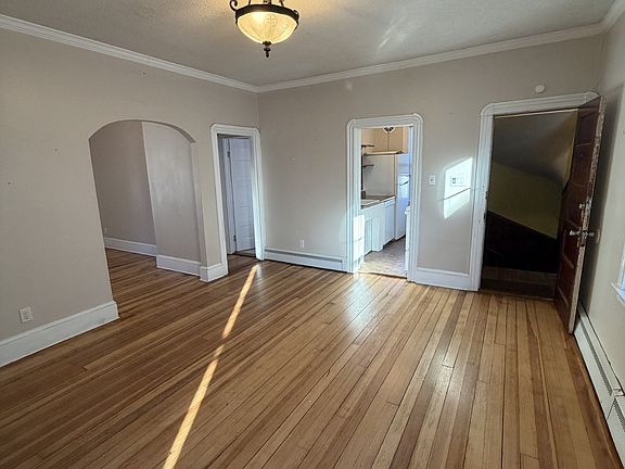 3rd image of 21 Willow St #2