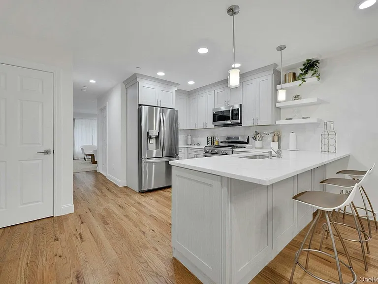 142 Brook St #B — Photo 8