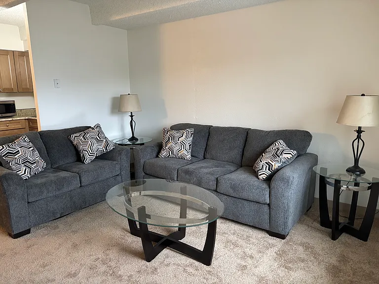Creekside Apartments- Student Housing — Photo 6