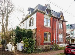 32 Westview St, Philadelphia, PA 19119