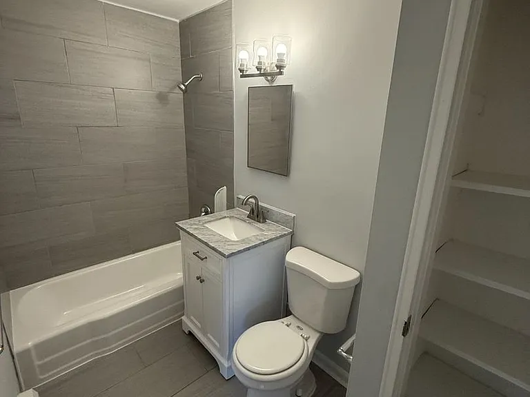 Keyport Harbor Apartment Homes — Photo 25