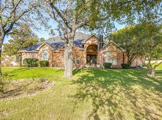 2740 Bent Oaks Dr, Burleson, TX 76028