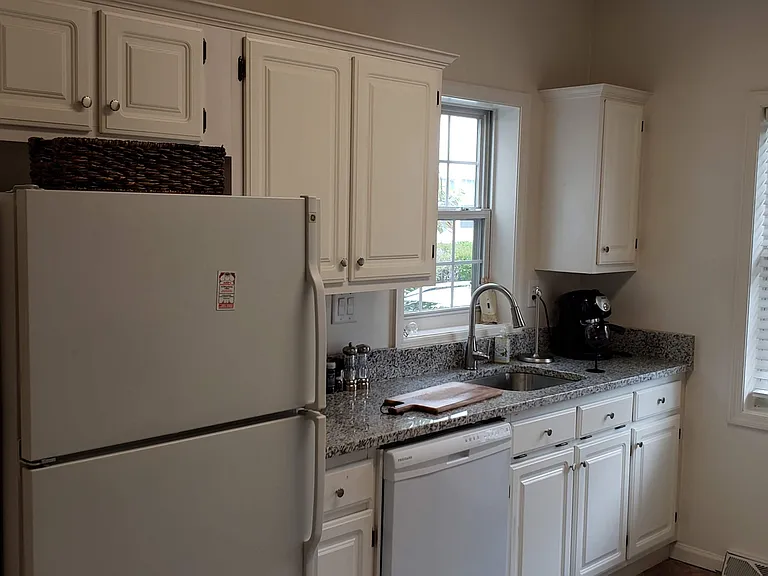 7436 Cedar Grove Ln — Photo 6