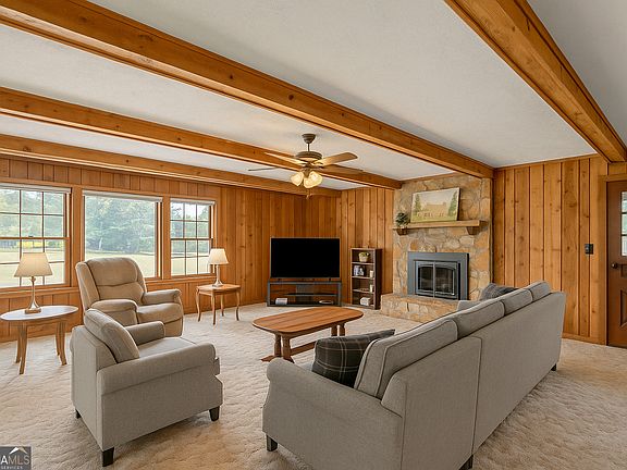 3rd image of 1687 NE Hickory Level Rd