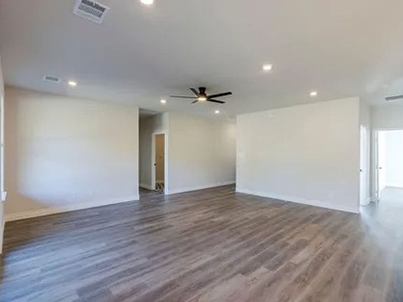 5th image of 5713 Stonegate Cir