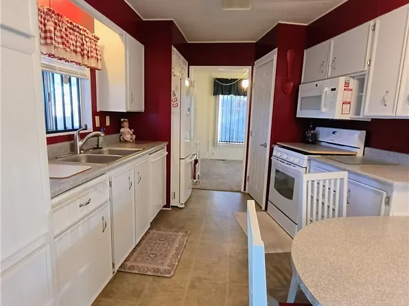 17640 Corkill Rd Space 66, Desert Hot Springs, CA 92241