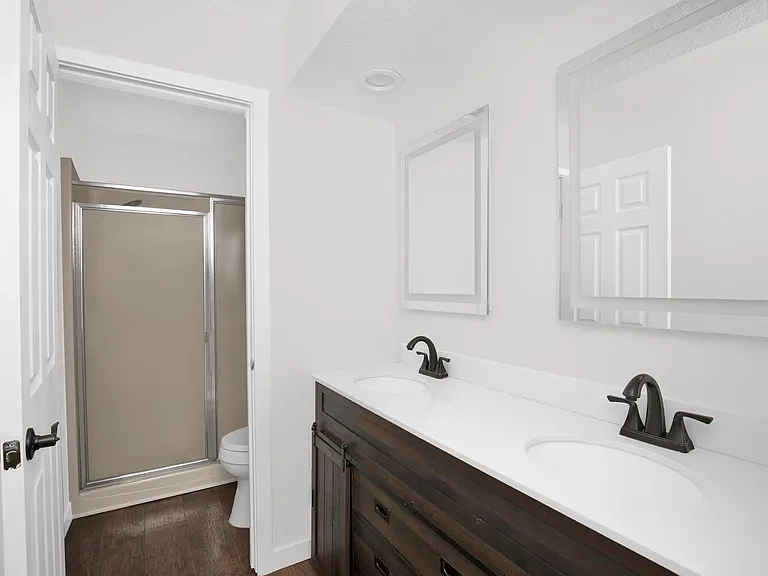 4 Lake Bellevue Dr #201 — Photo 11