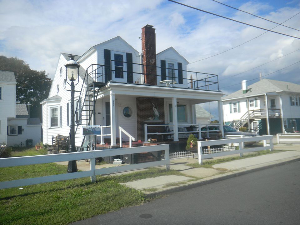 Residence As Of October 2010