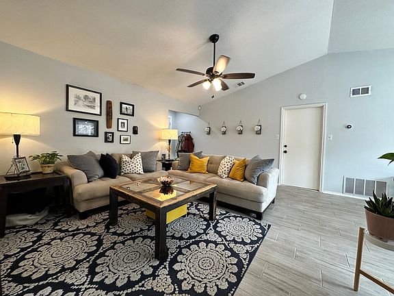 4th image of 6953 Wright Way St