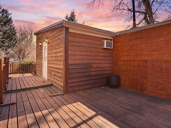 5th image of 2901 Chapel Ln