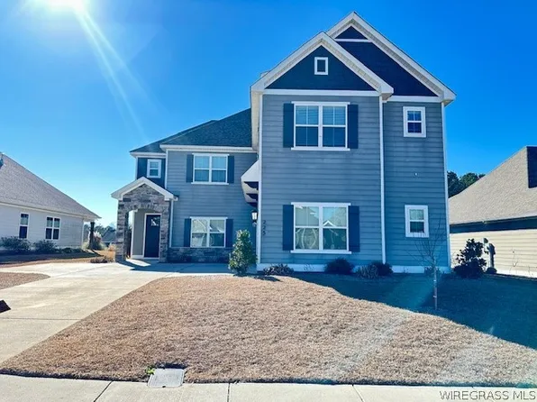 225 Puent Dr, Dothan, AL 36301