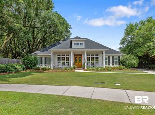 820 Darrah St, Fairhope, AL 36532