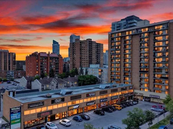 1330 W 15th Ave SW #902, Calgary, AB T3C 3N6