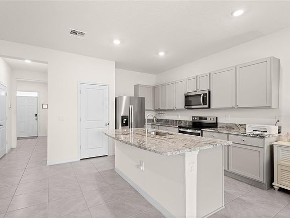 4th image of 17522 Crescent Moon Loop