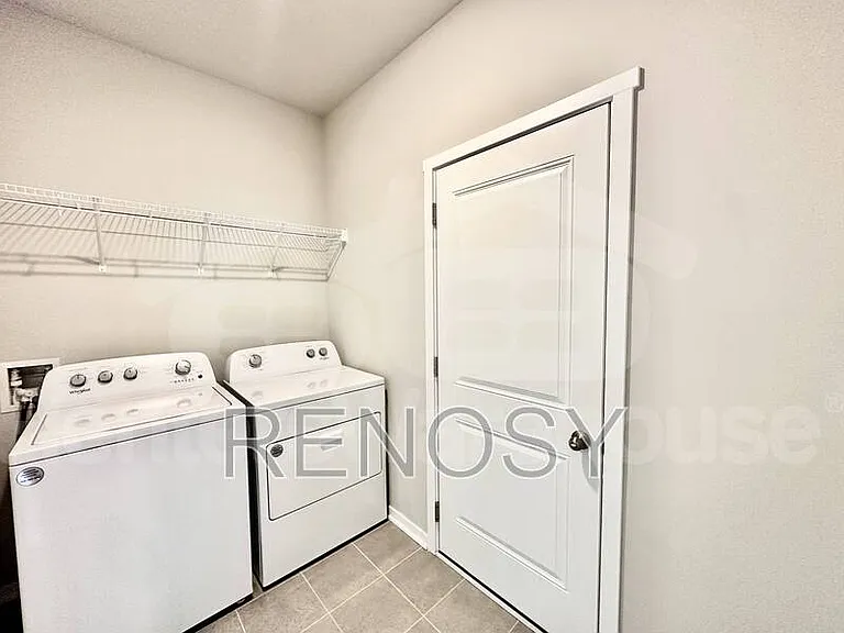2310 SW Plaza Pkwy — Photo 13