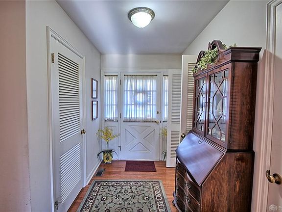 3rd image of 4308 Fisher Ave