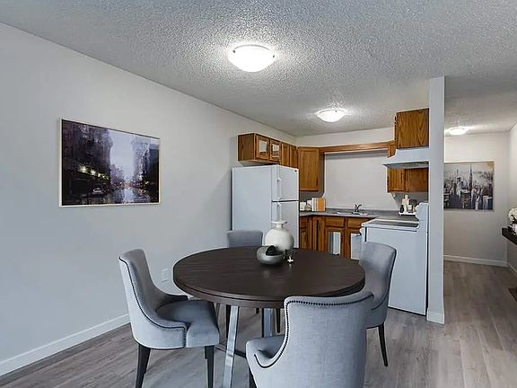 2nd image of 1235 Grace St #1
