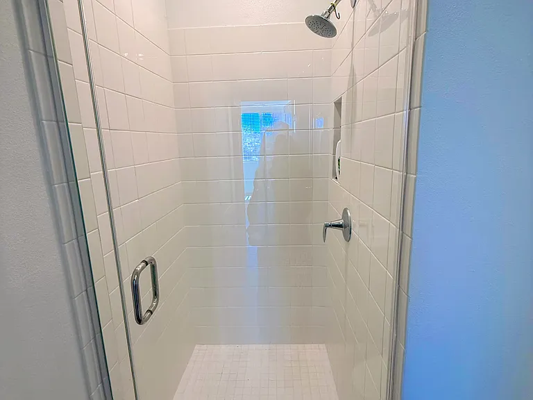 2725 Amora Cir — Photo 13