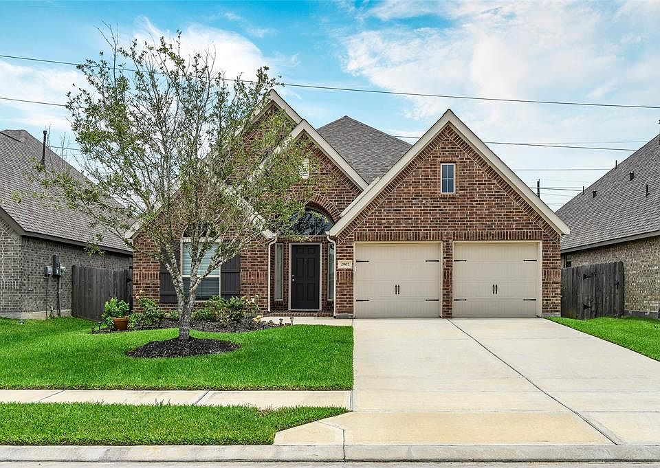 1st image of 2907 Parkstone Field Ln