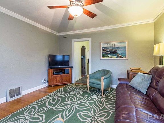3rd image of 417 E Lawndale Ave