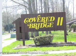 236 Medford Ct UNIT H, Manalapan, NJ