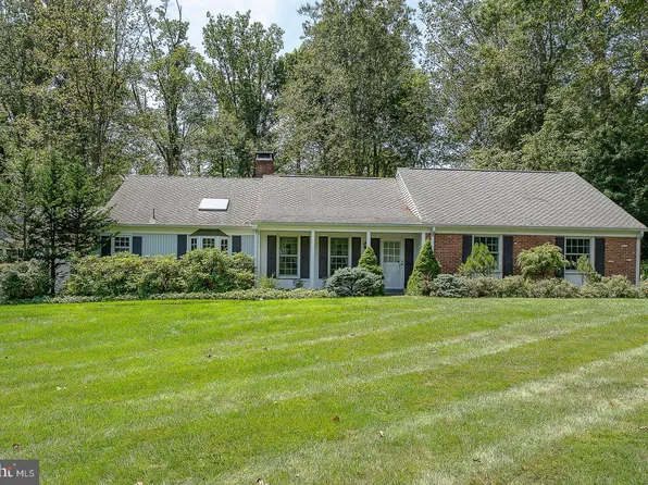 738 Woodcrest Rd, Radnor, PA 19087