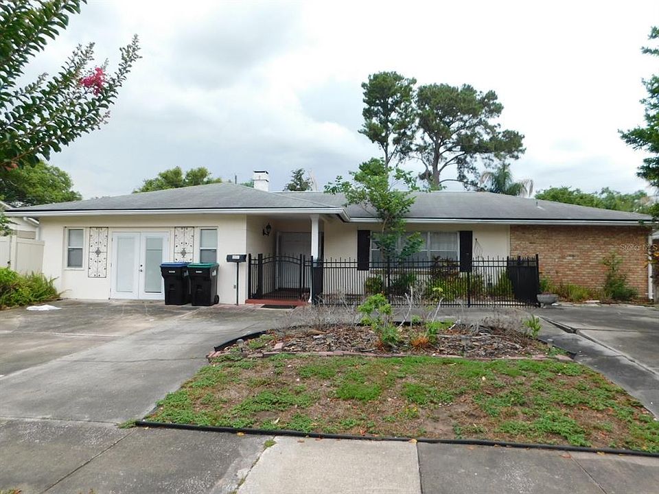 1st image of 327 Elkhorn Ct