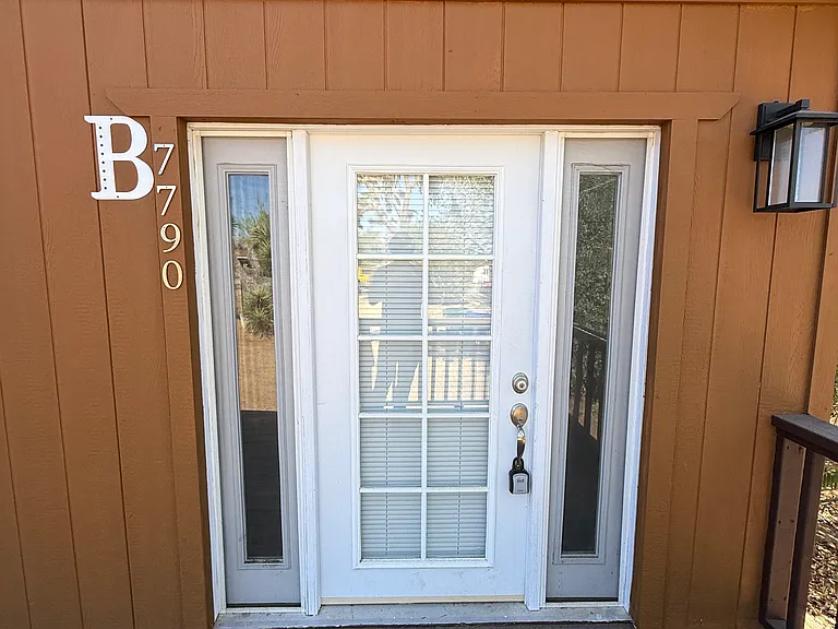 7790 Hopi Trl #B — Photo 8