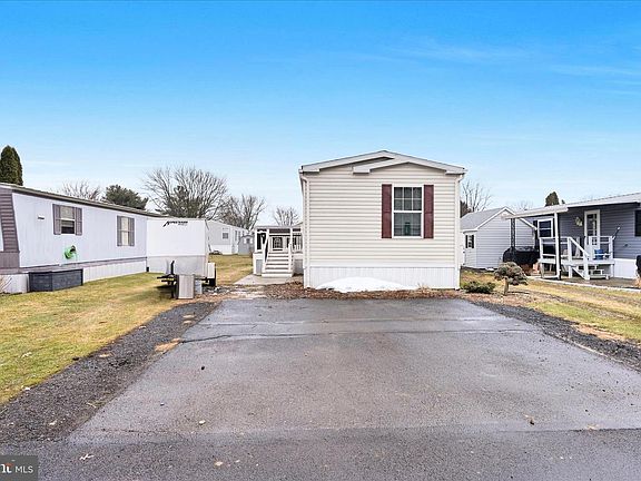 5th image of 60 Penn Valley Vlg