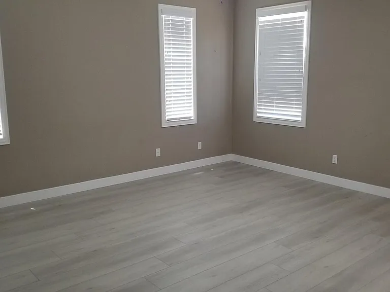 2248 E Ottawa Ln — Photo 63