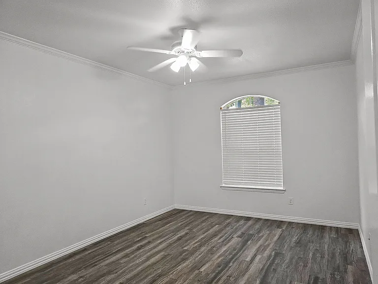 1501 Cedar Elm Dr #101 — Photo 12