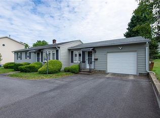 112 Prospect Hill Ave, West Warwick, RI 02893