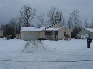 1695 Marlette Rd, Smiths Creek, MI 48074