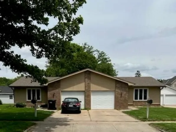 510-512 E 1st St, Fremont, NE 68025