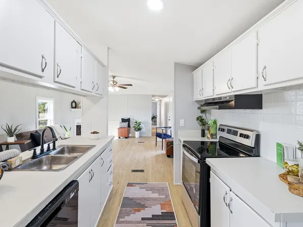 231 Seminole Trl, Weatherford, TX 76087