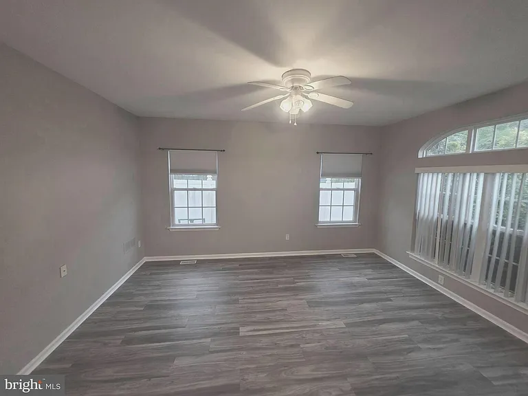 138 Persimmon St — Photo 6