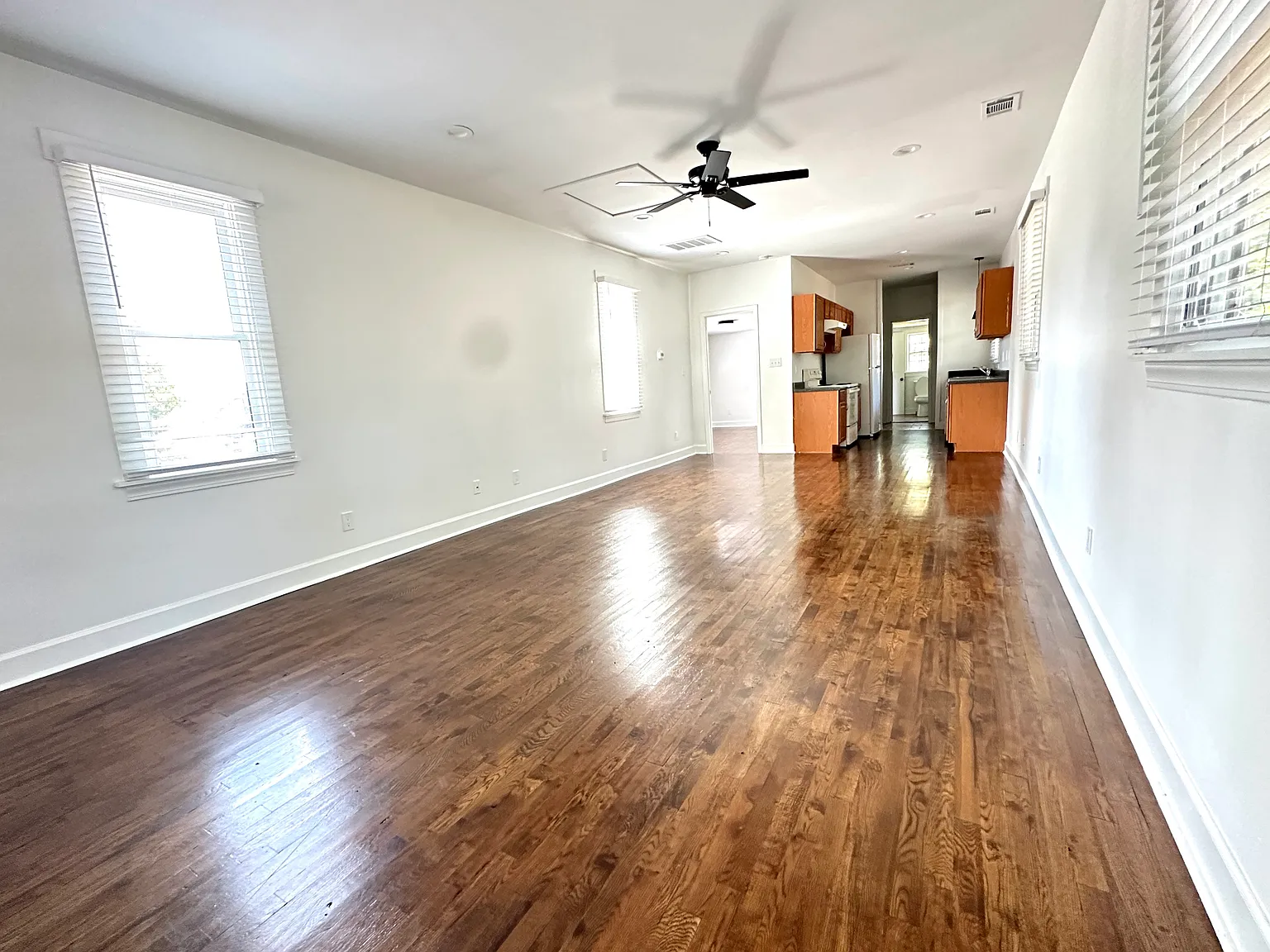 408 S Maple St — Photo 4