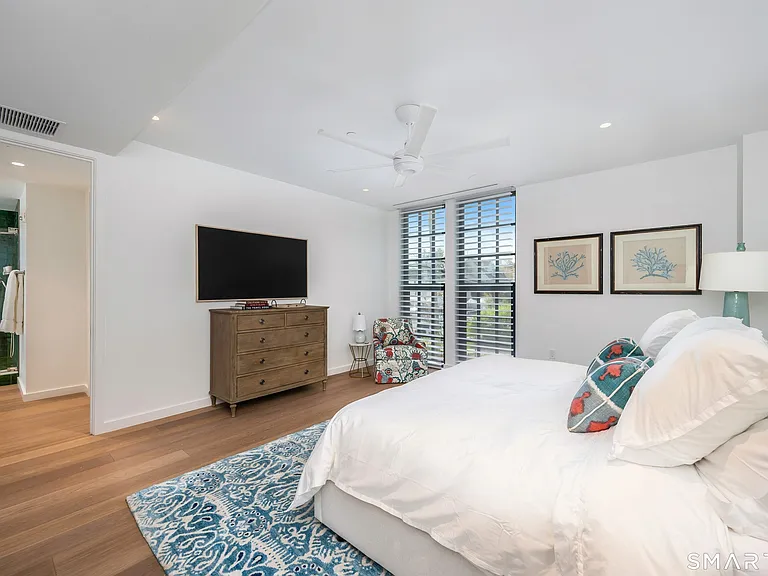111 Rowayton Ave #201 — Photo 17