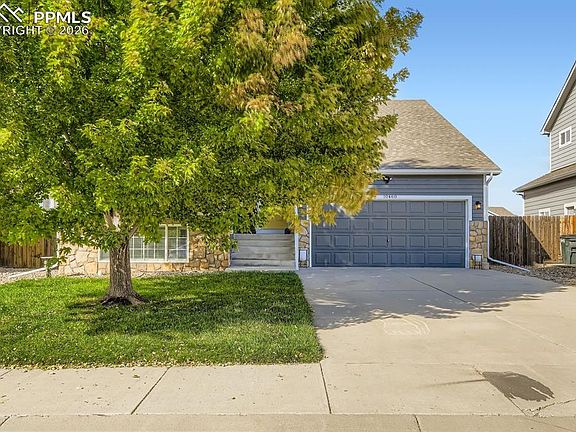 3rd image of 10460 Deer Meadow Cir